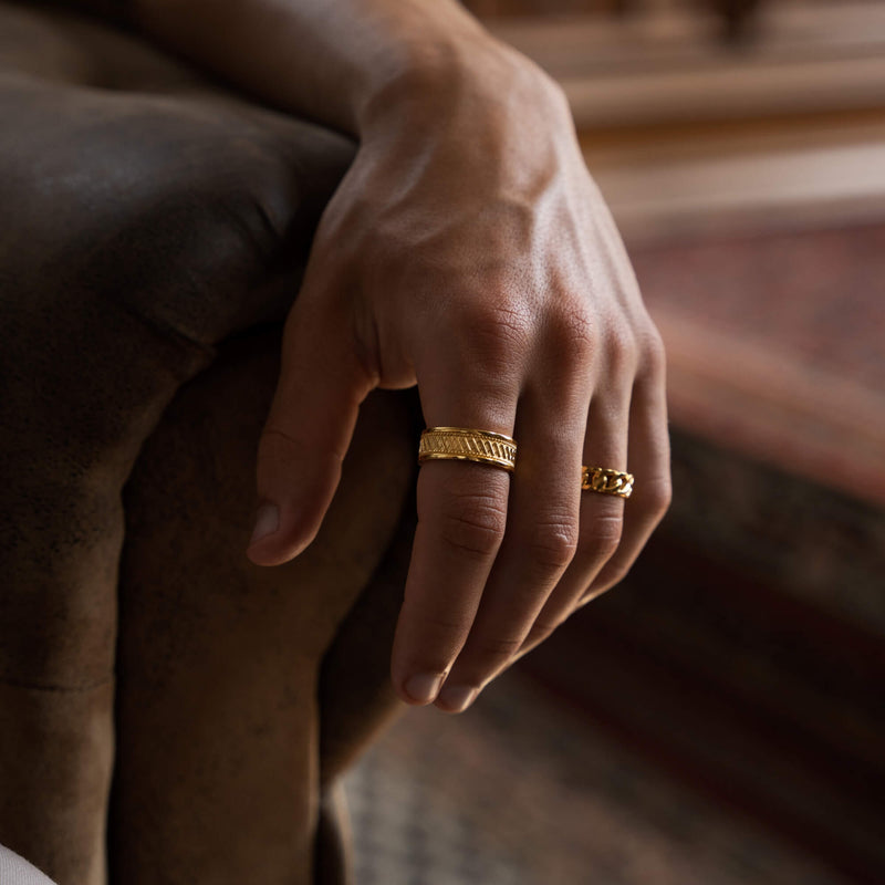 BOLD X RING 925 SILVER 18 CARAT GOLD PLATED