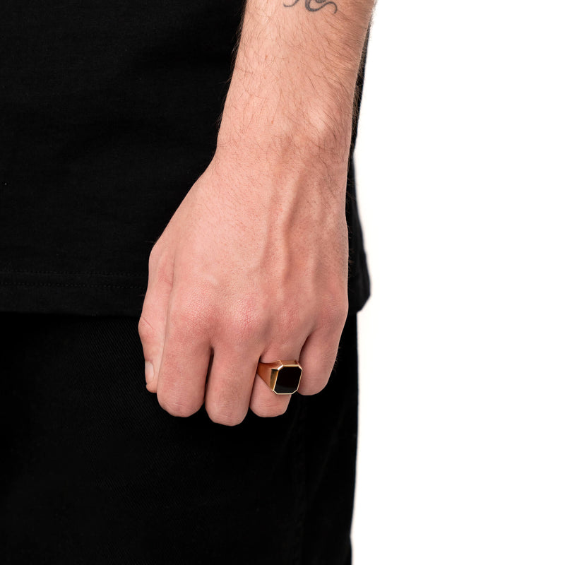 SIGNET RING ONYX OCTAGON 585 GOLD