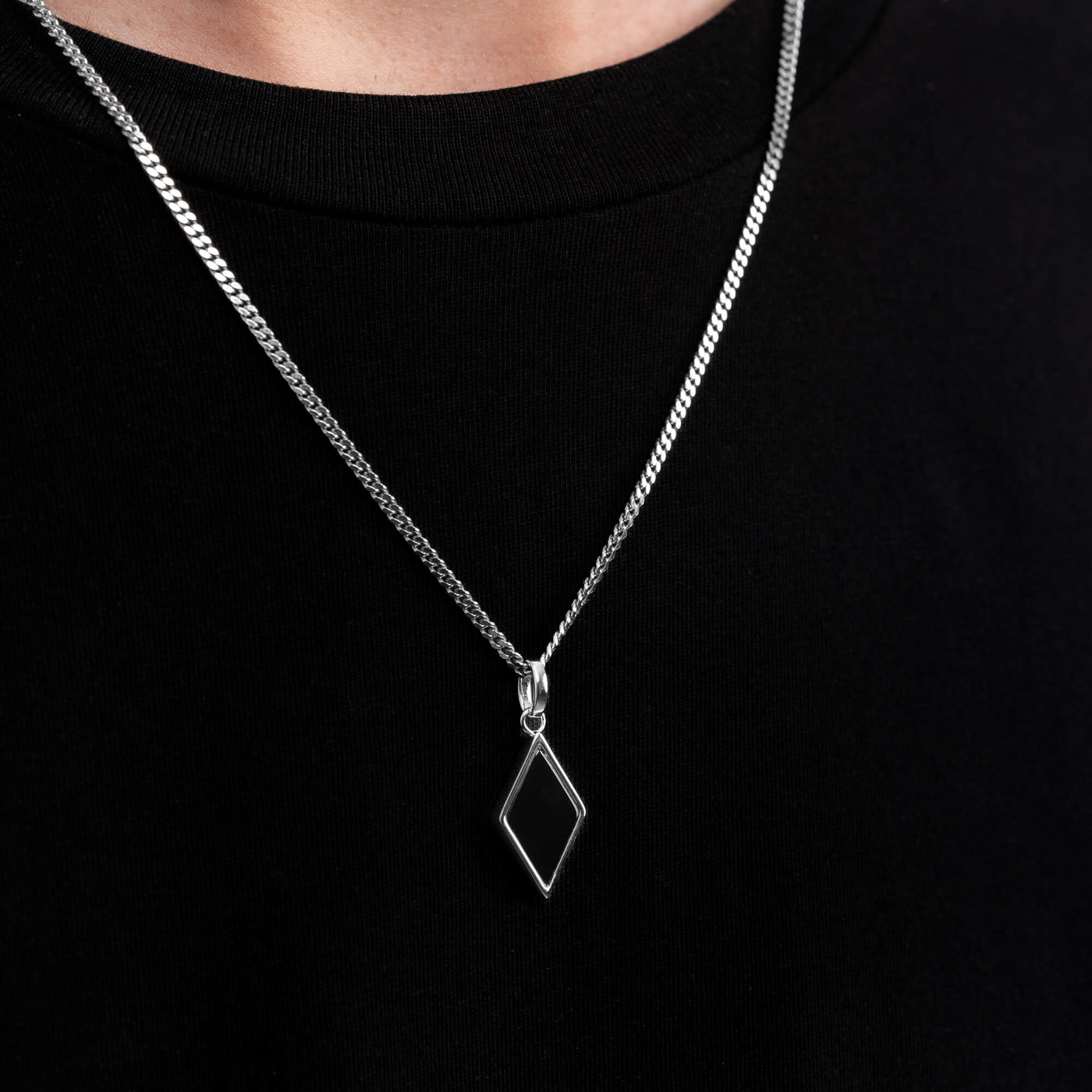 ONYX DIAMOND NECKLACE 925 SILVER RHODIUM PLATED